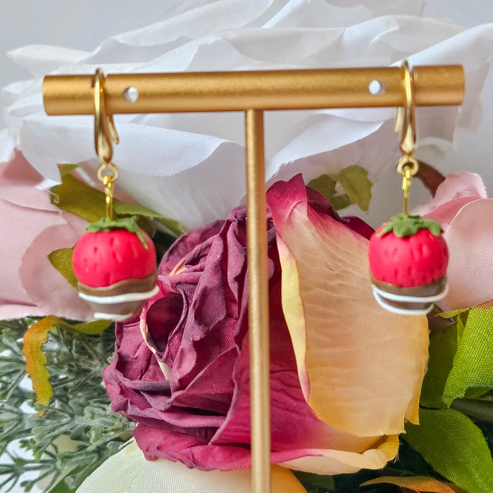 Chocolate Dipped Strawberries