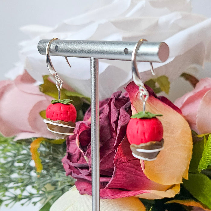 Chocolate Dipped Strawberries